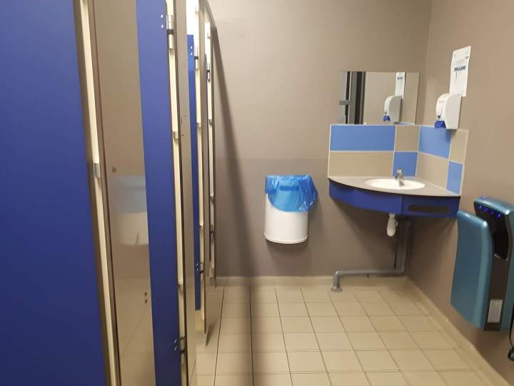 Toiletten auf dem Campingplatz Blériot-Plage